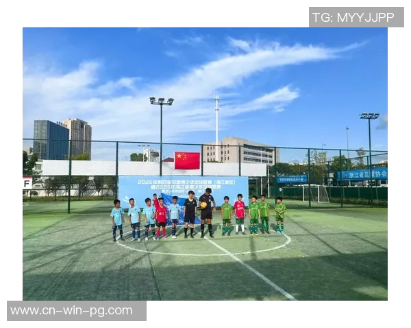 重温经典足球经理05带你体验真实足球战术与管理的魅力